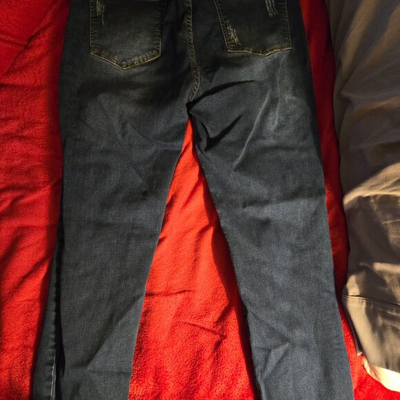 Jeans - Picture 3 of 3